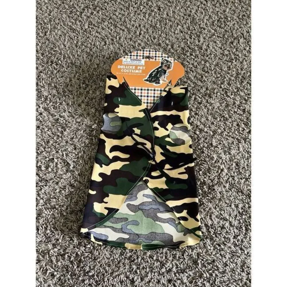 NWT Camo dog‎ coat